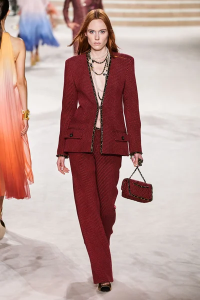 Look 34